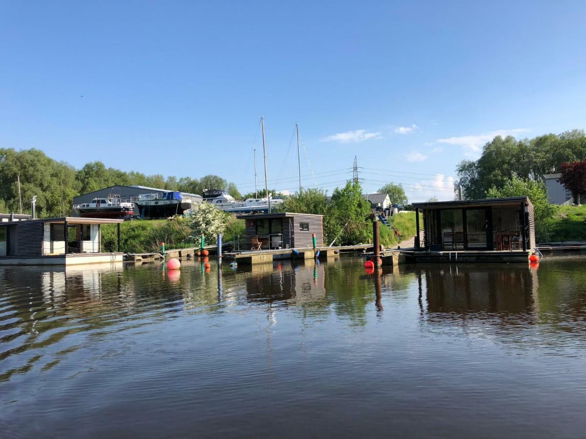 Hausboot Resort Nordseekueste 威廉港 外观 照片